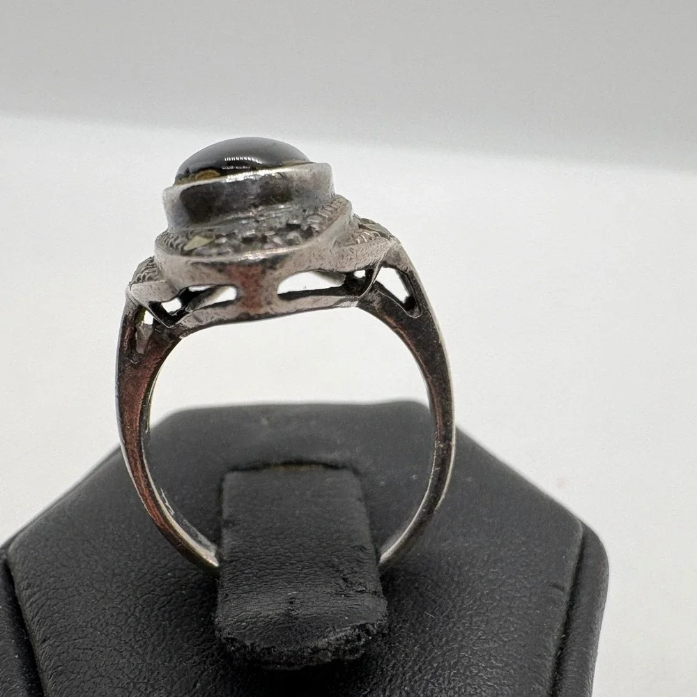 Vintage 925 Sterling Silver Black Onyx Marcasite Navette Ring Art Deco Size 5.5